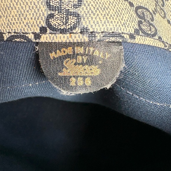 VINTAGE Gucci Web GG Navy Sherry Line Tote Bag - Picture 11 of 14